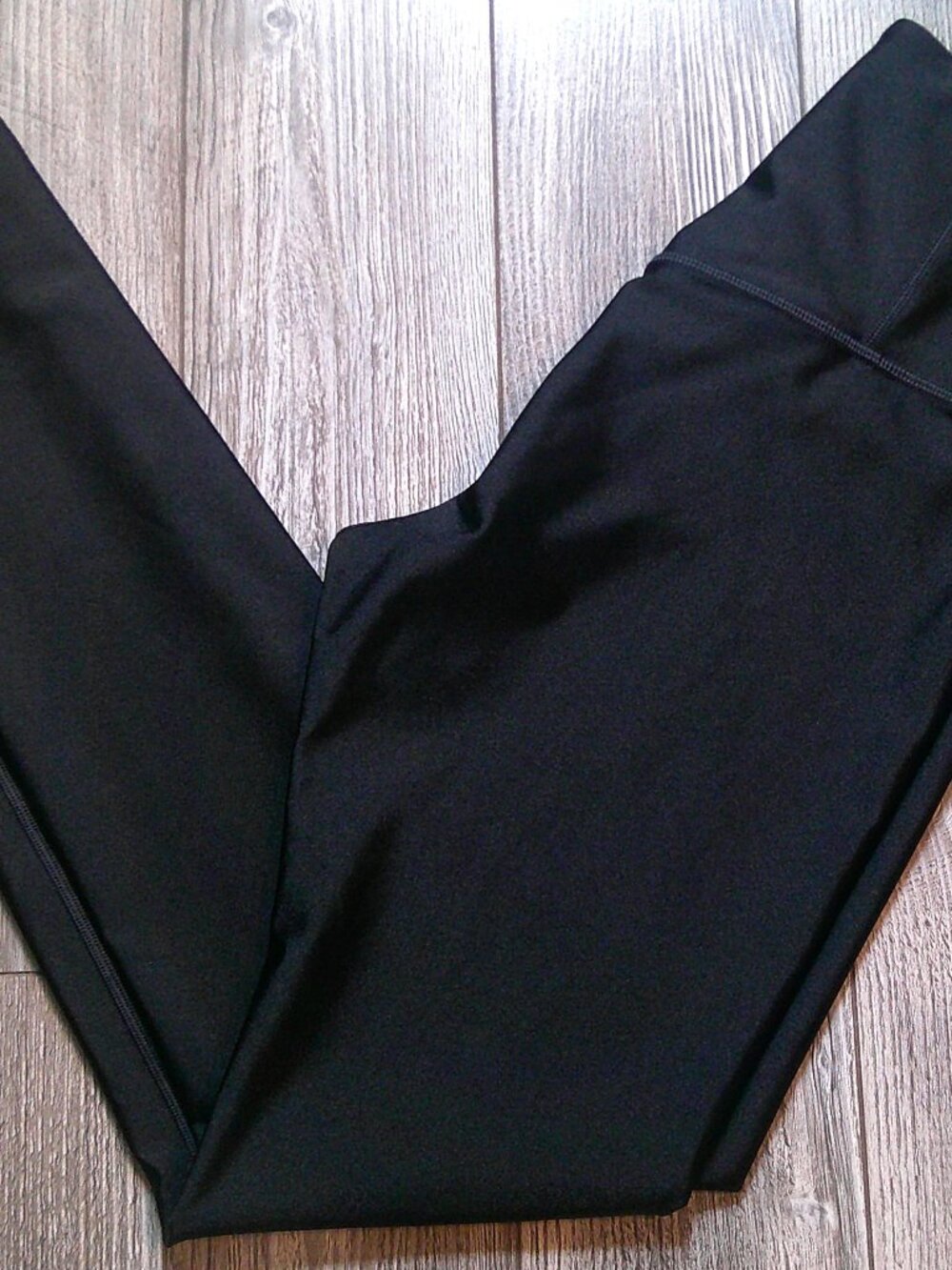 "Athleta" Elation Sheen Tight/Luster Legging/7/8 Length/Hi-Waist n Black Woman S